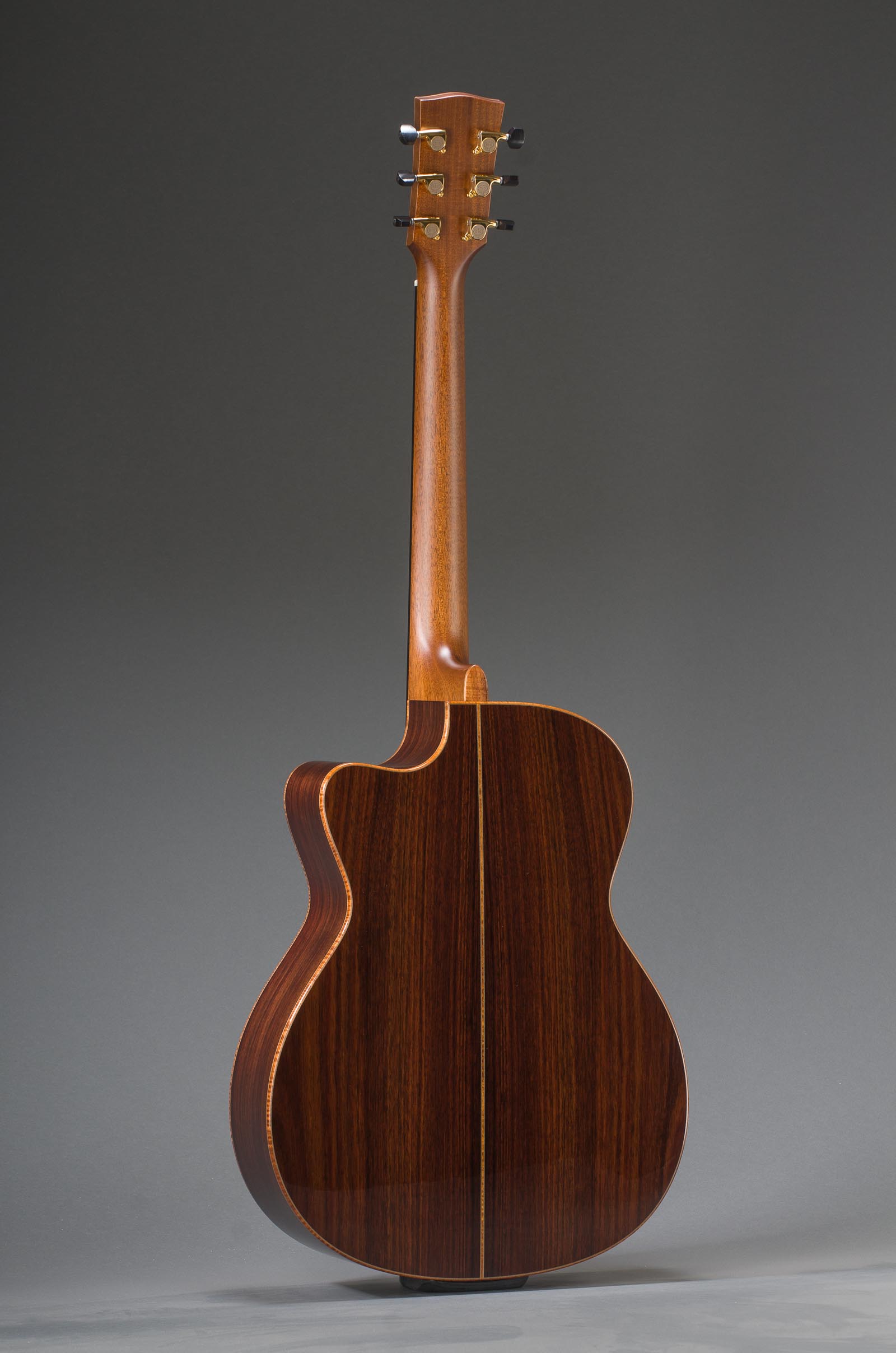 Signature East Indian Rosewood Grand Concert With Engelmann Spruce Top, Curly Koa Binding And Venetian Cutaway